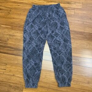PINK Victoria's Secret Joggers Womens Medium‎ Gray Snakeskin Lounge Sweatpants